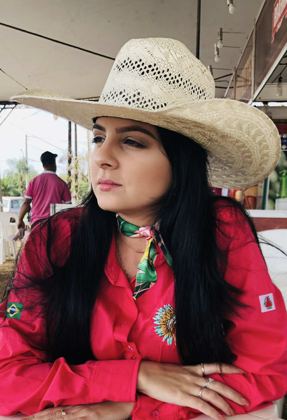 @bymaizamendes