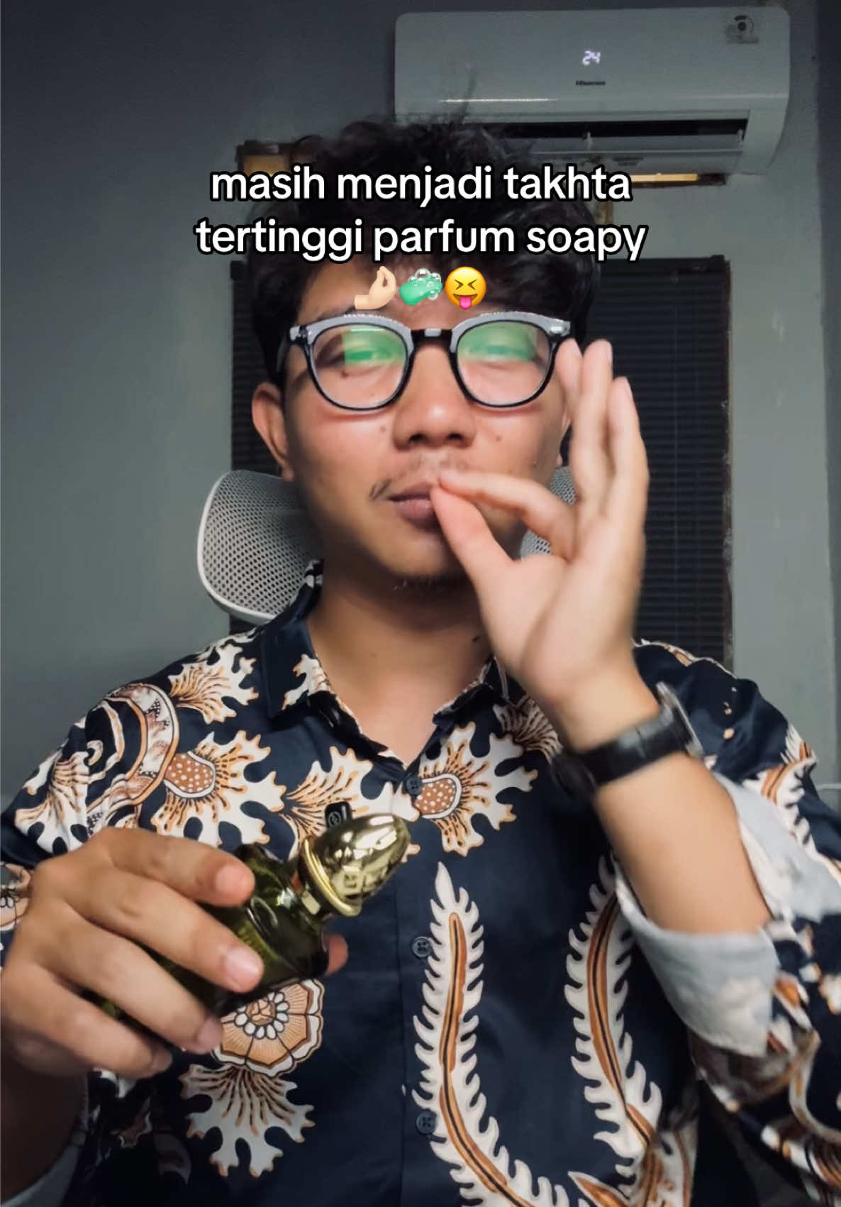 @suryaaa • perfumes 🫧🛁