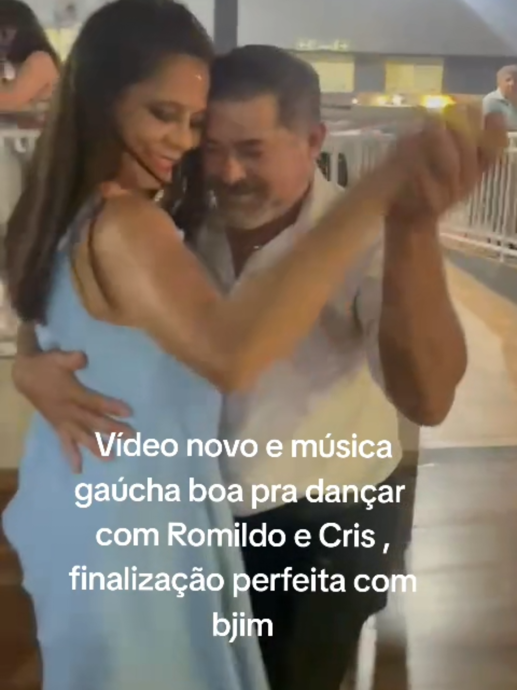 @Romildo & Cris Oficial