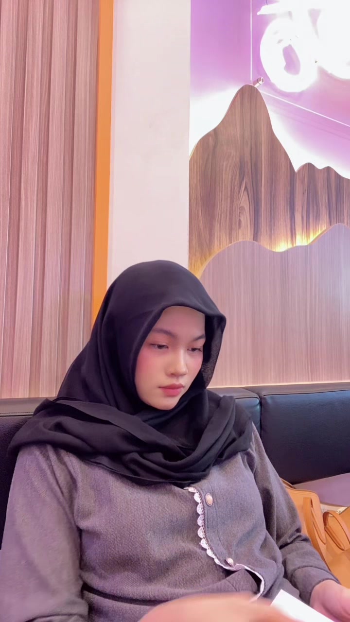 @a.annisanfhh