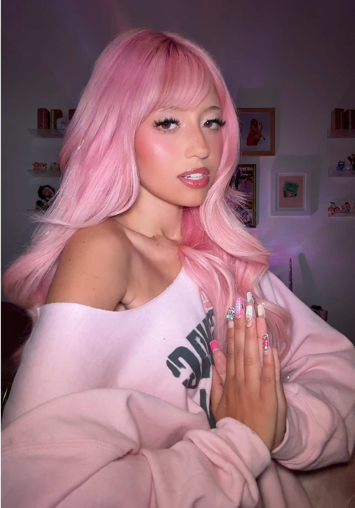 @bald freak baddie