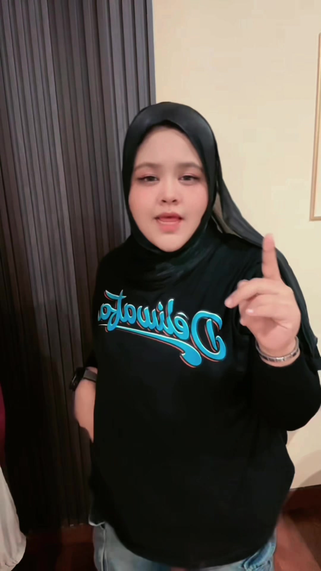 @Syazaliiii