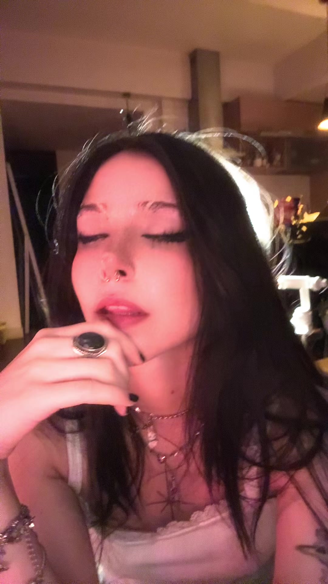 @livvx.jpg
