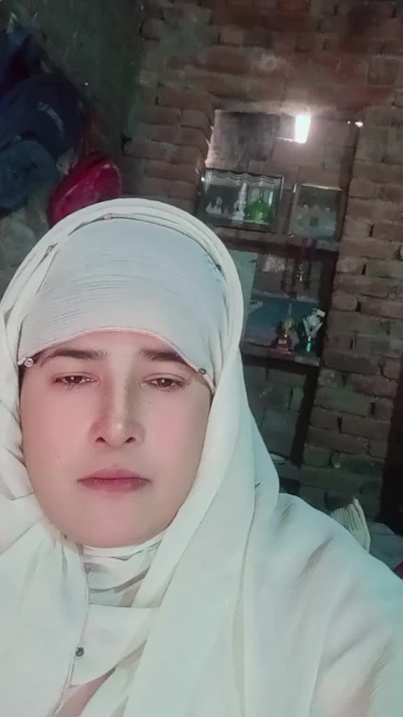 @Abida khushnood