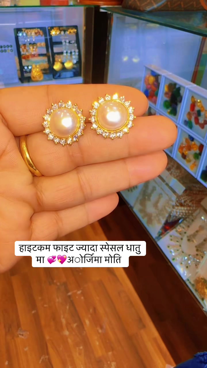 @🧿Divya thakuri 🧿( designer )