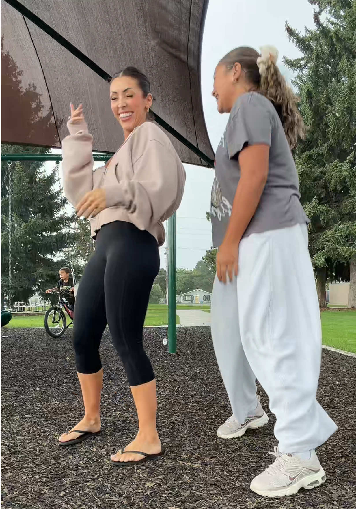 @Erykah Tuakimoana