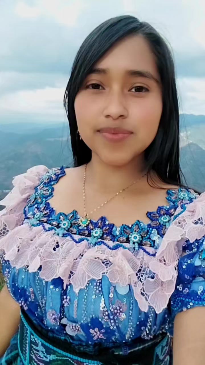 @🍒Lena🦋
