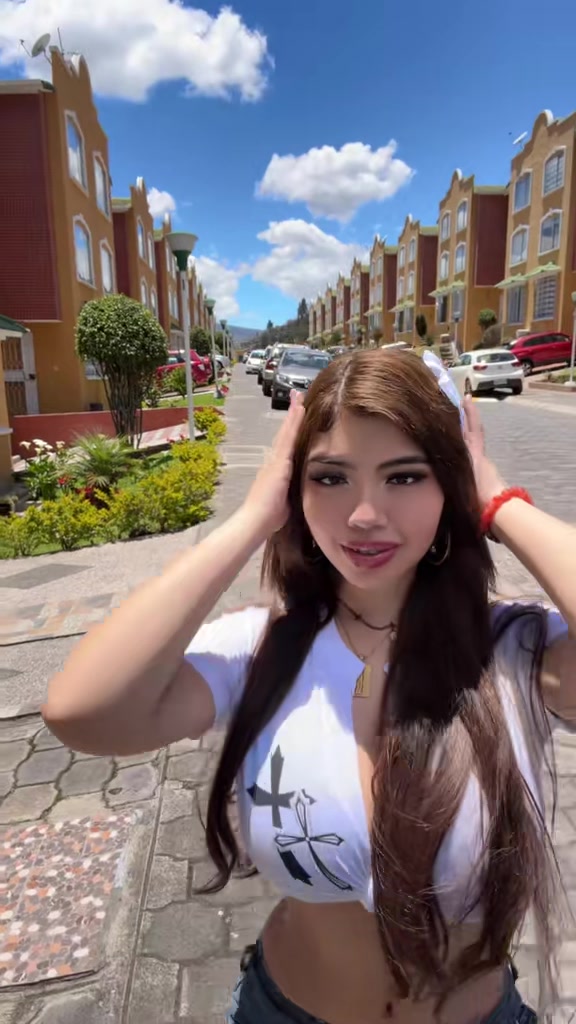@Ana