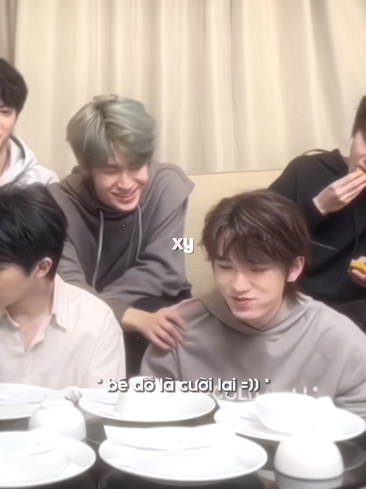 @simp cp niên hạ xy (⑅´ω`)