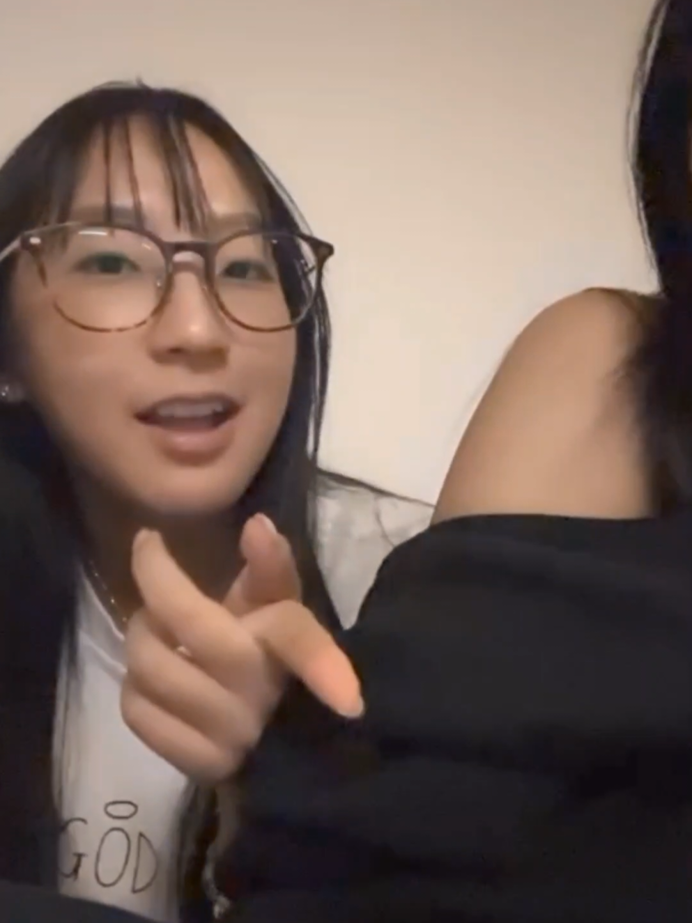 @T
