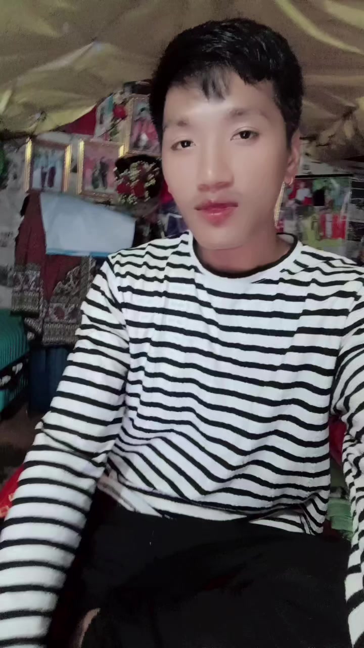 @ANJAN MAGAR💋💋♥️