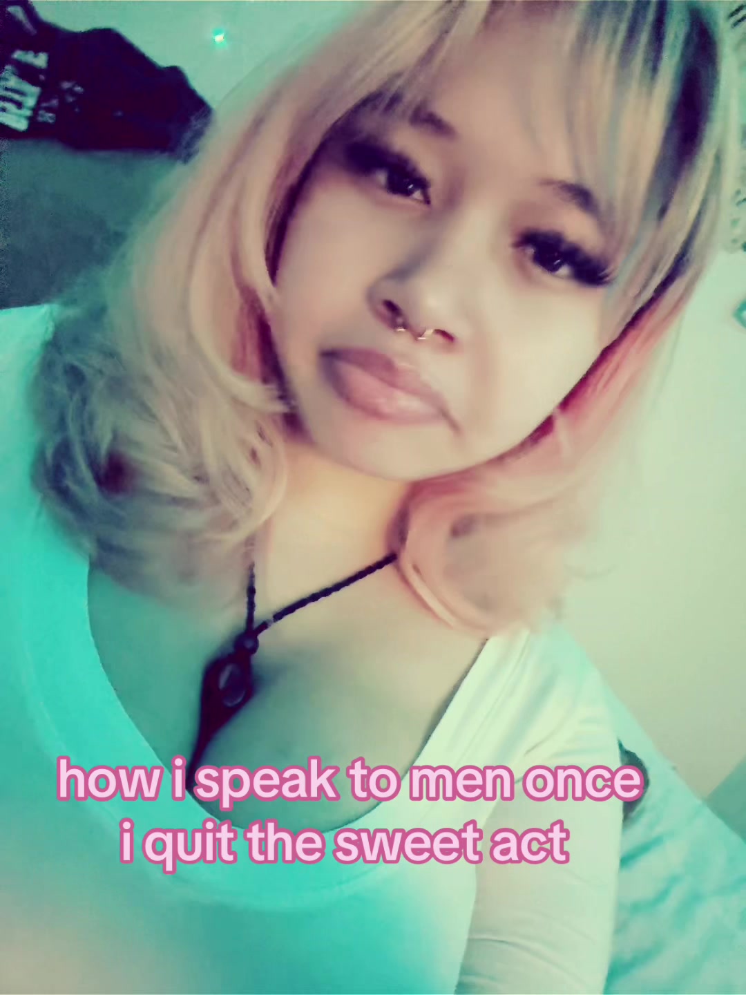 @ꨄ