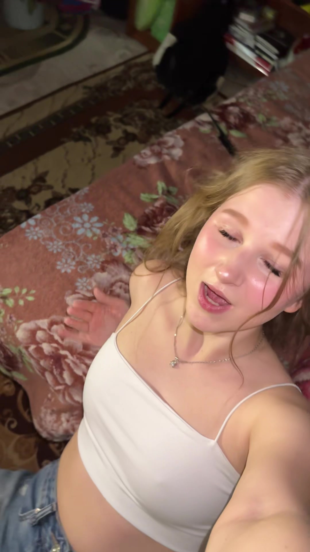@тгк: ЯНА НЕСМЕЯНА