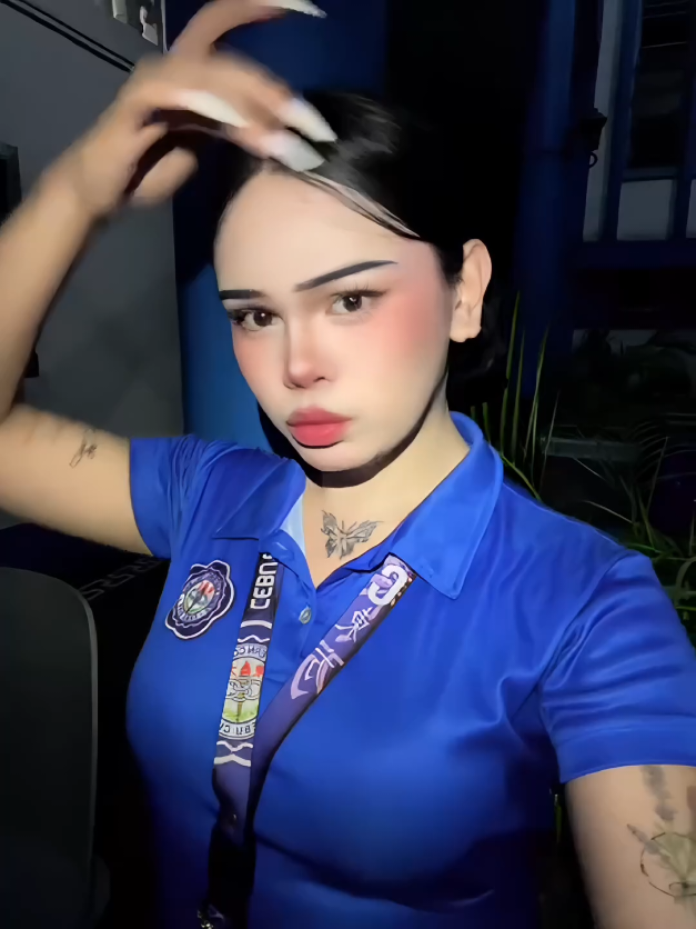@Ash🍒