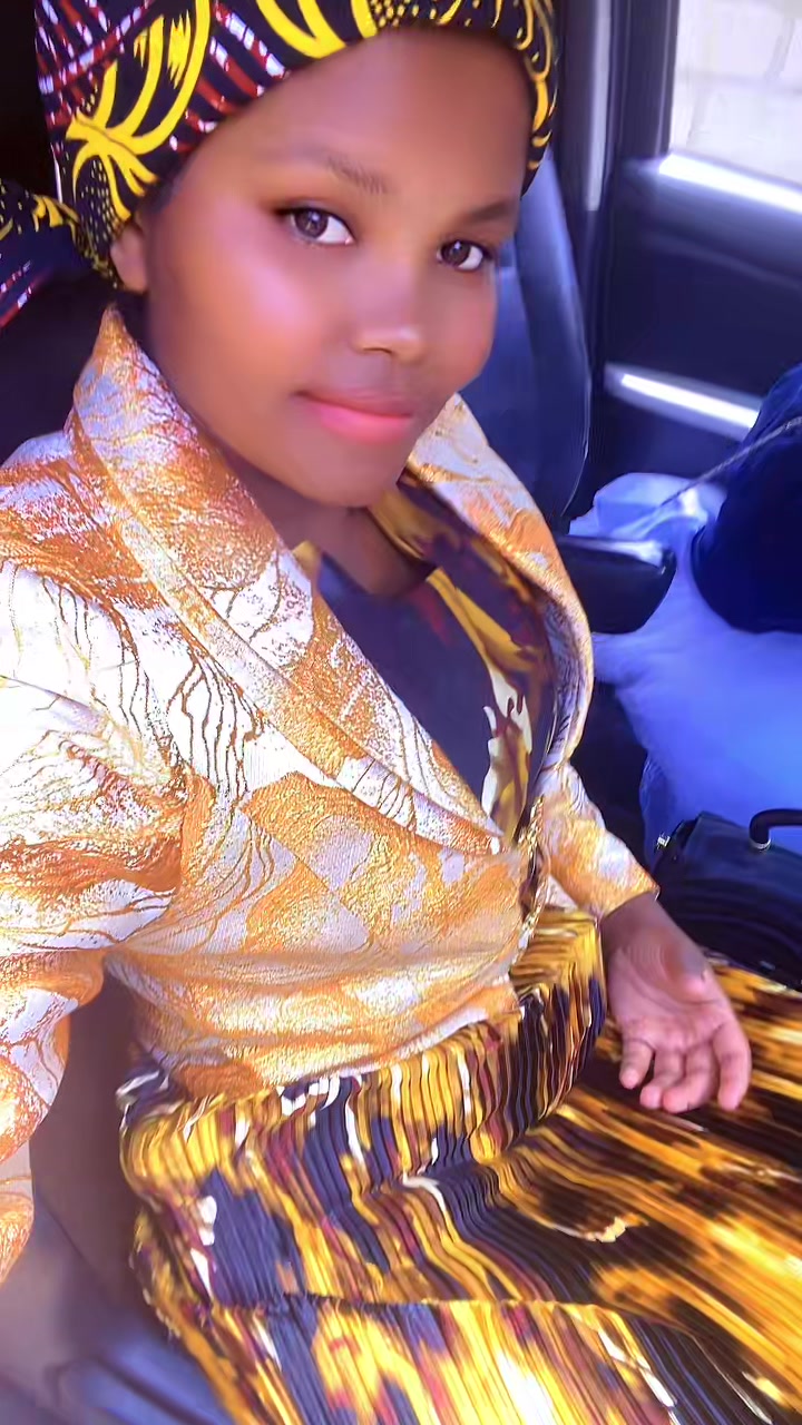 @Dee wambo🖤254