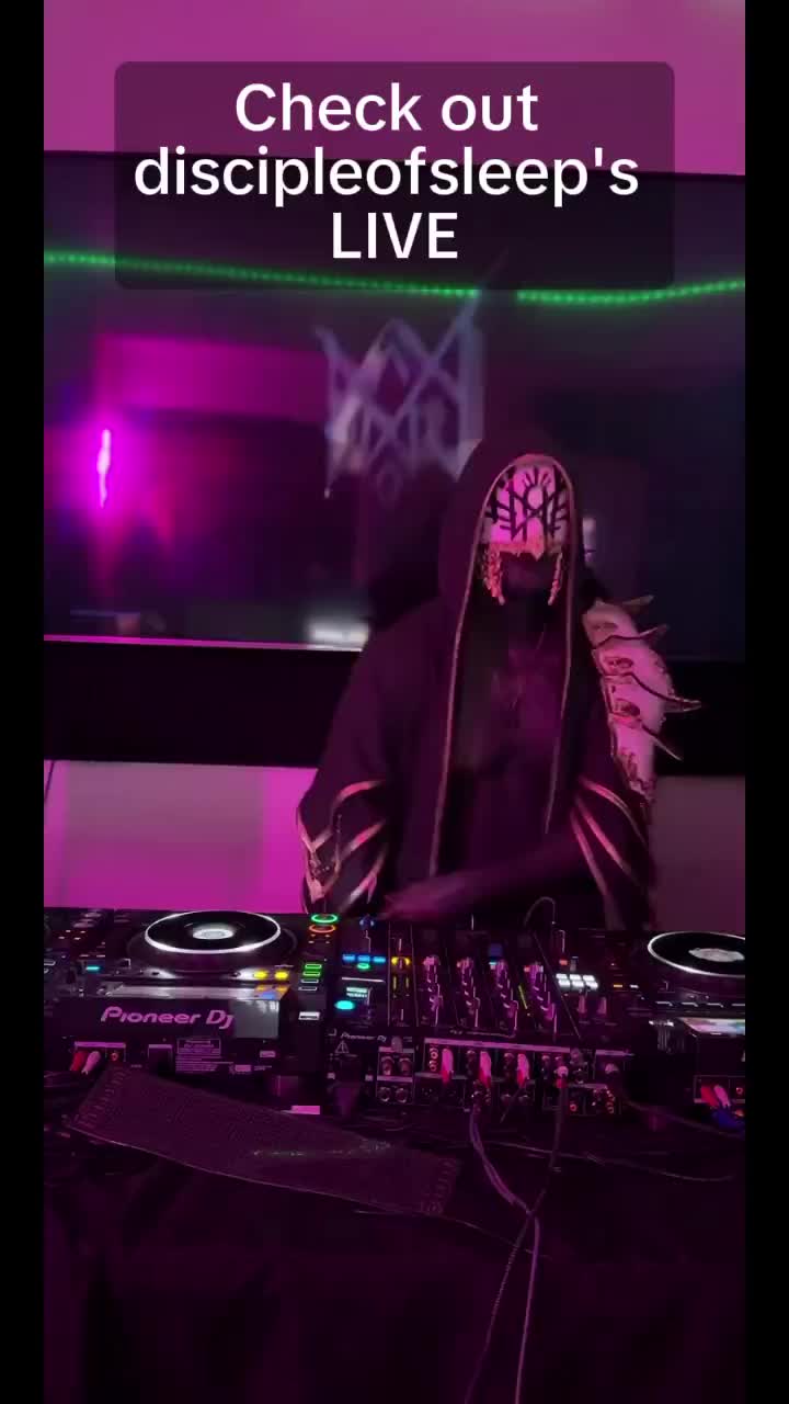 @Ville'sBloodLust🩸🫦
