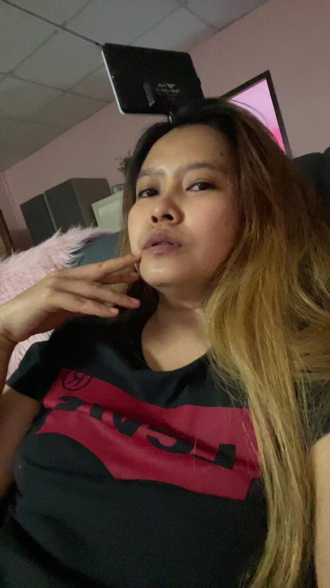 @D