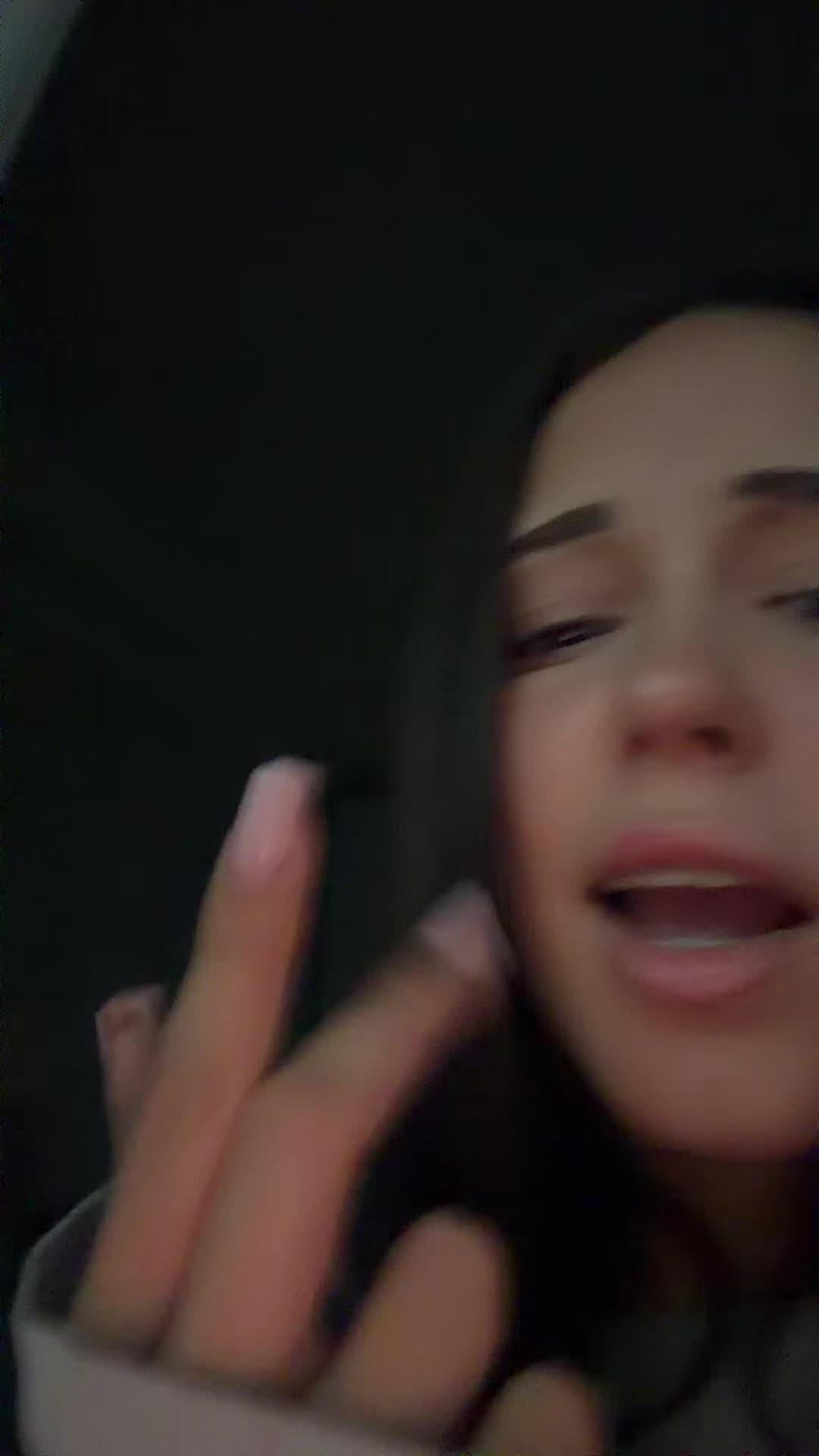 @uuhvfhn