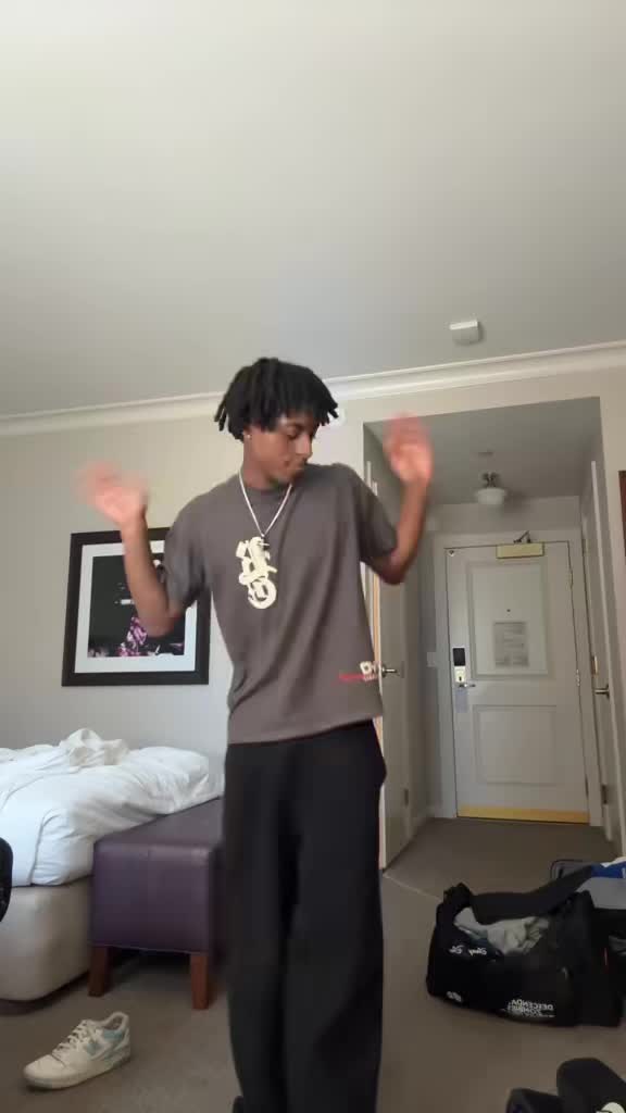 @AK ✝️ ♧