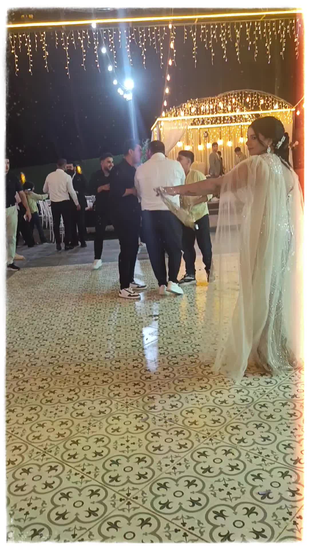 @@B&uuml;şra@