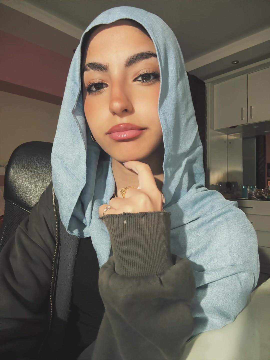 @مَ