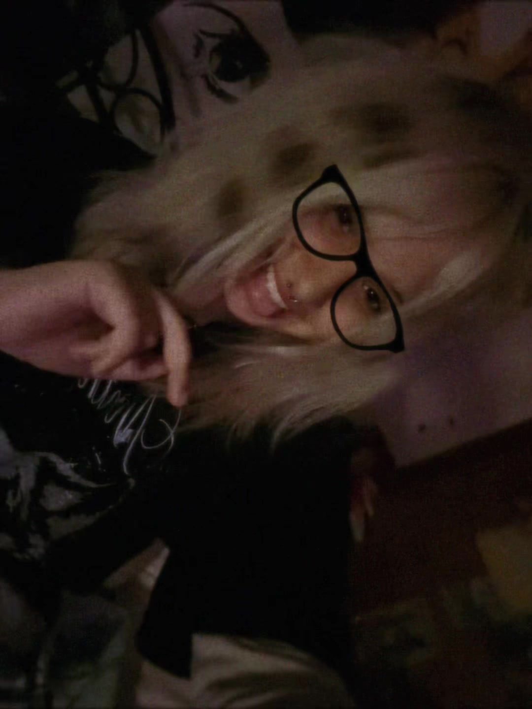 @😹