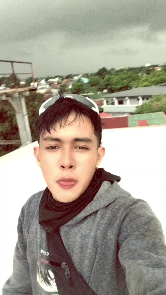 @carlo.😚