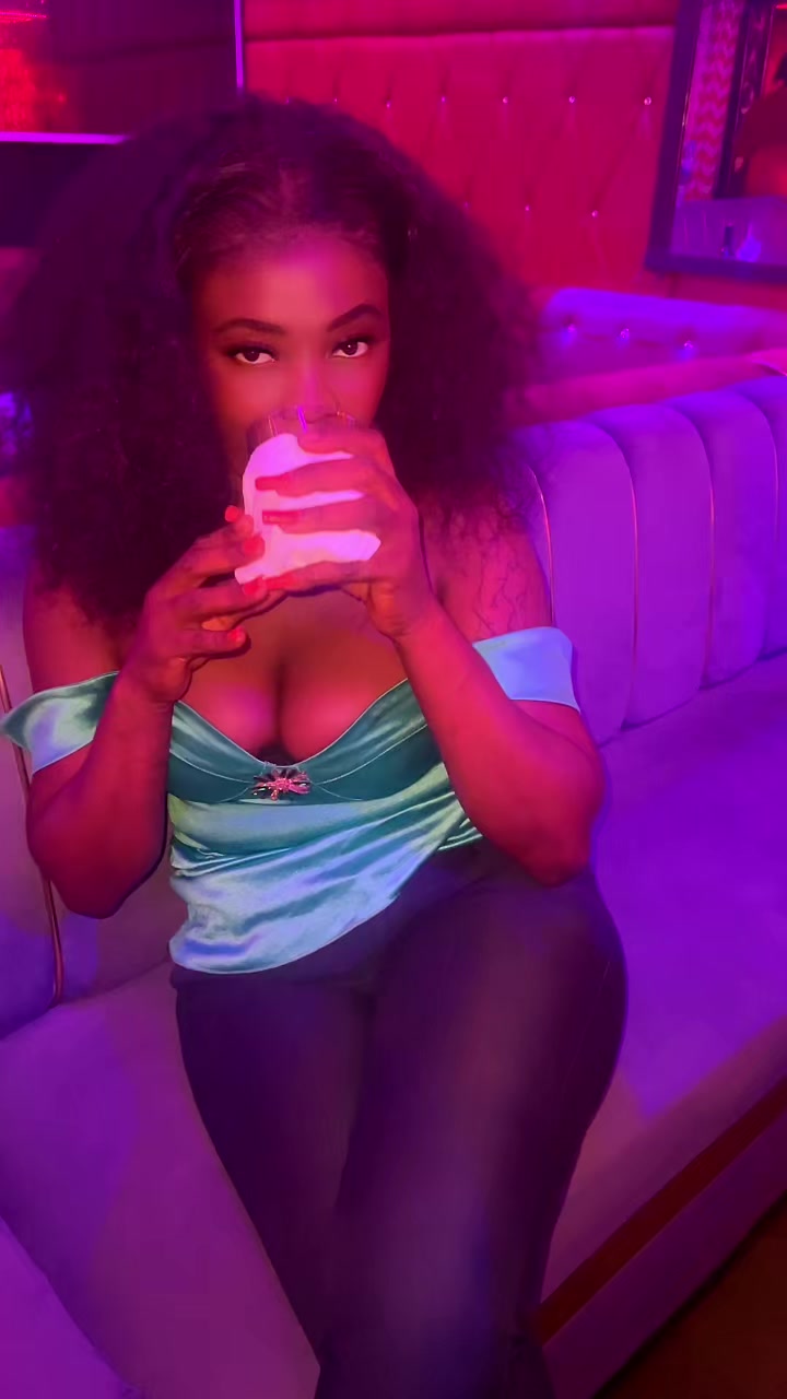 @Maya Poup&eacute;e 🇬🇦