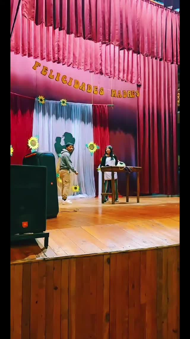 @El Profe Rol&acirc;n