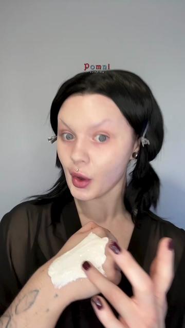 @vocallyshook