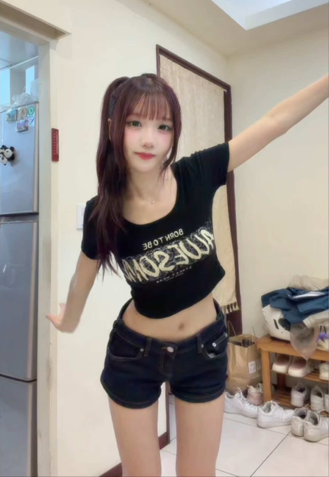 @小妮