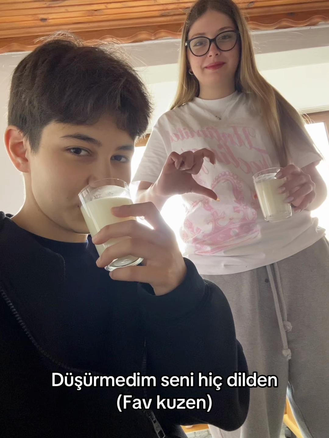 @çisemm