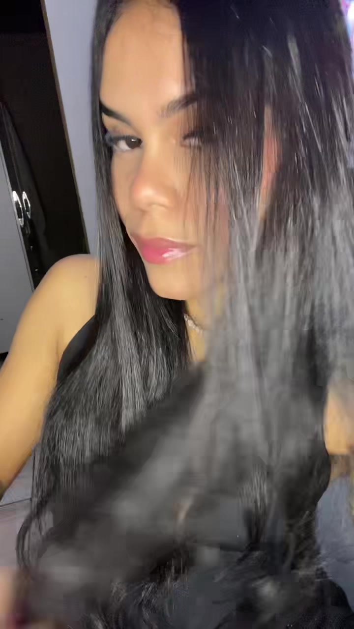 @Briéli