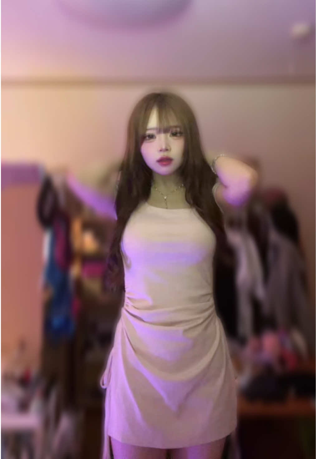 @にょっ。