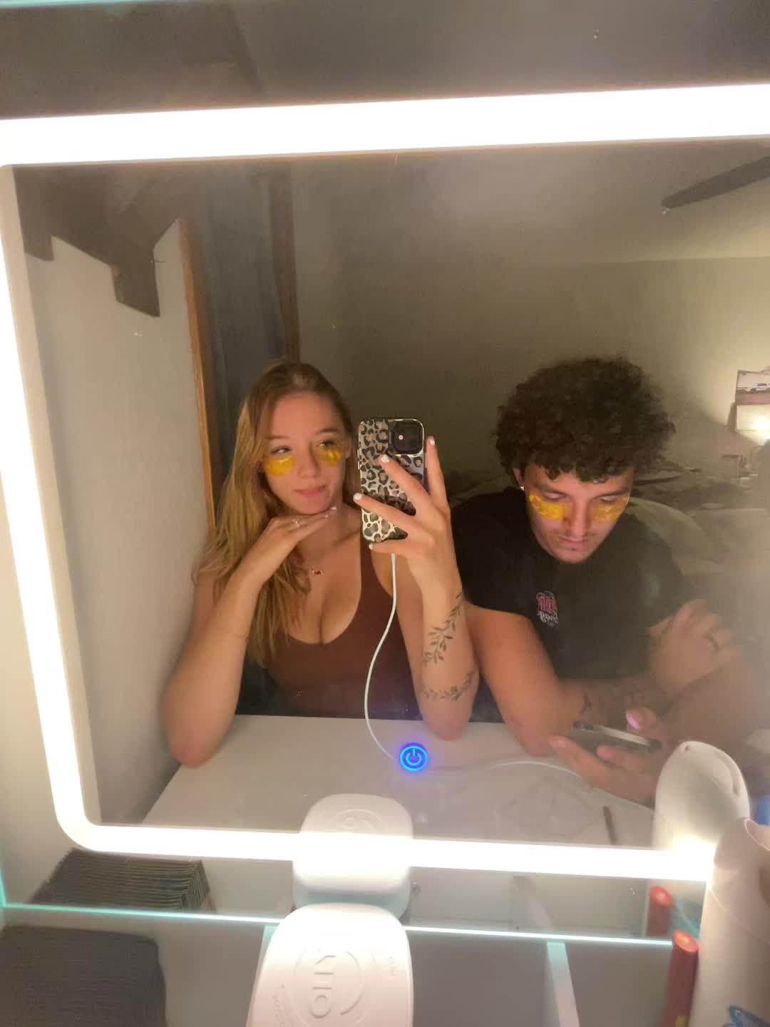 @Angel 🤍