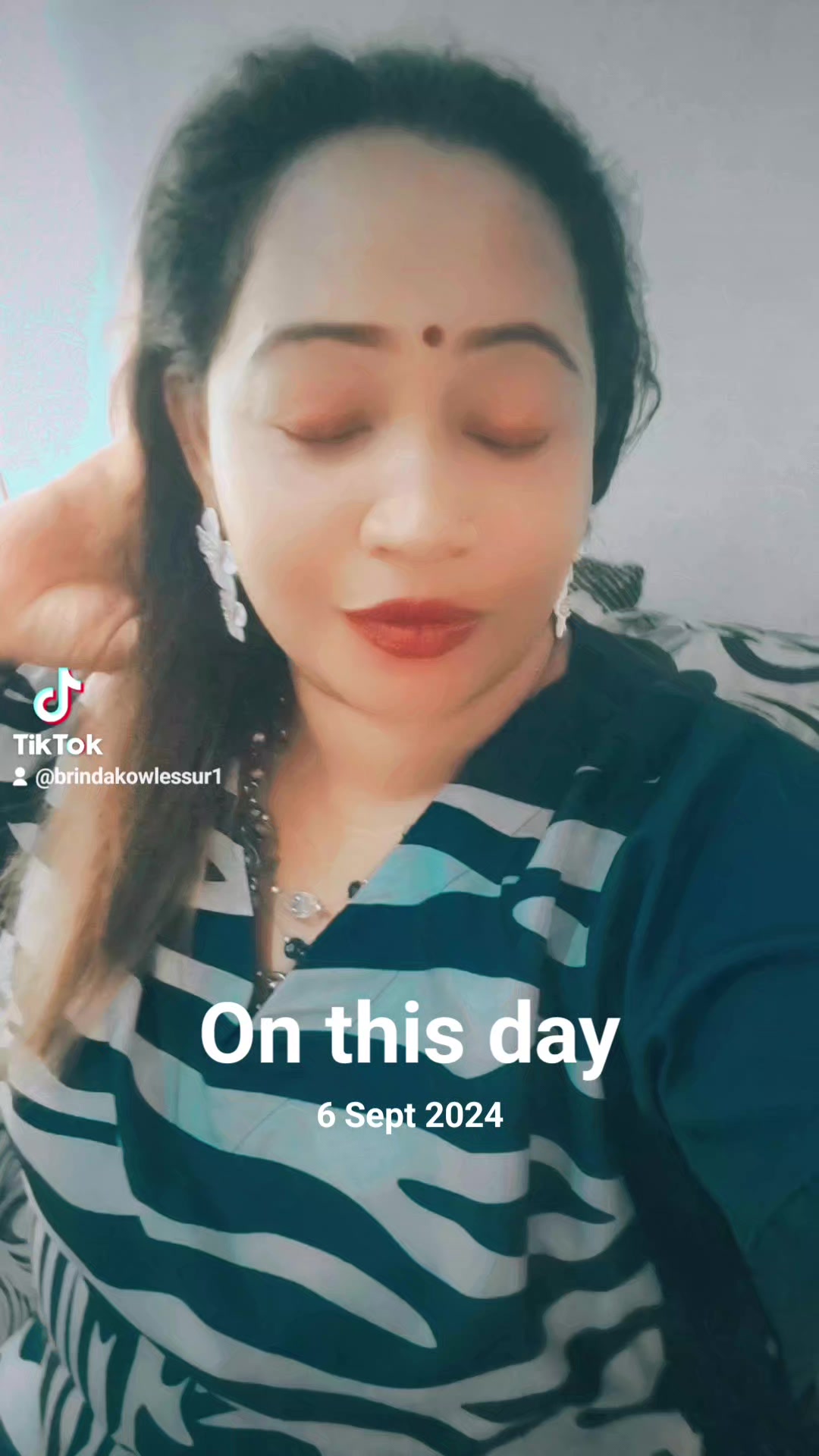@Brinda_😗