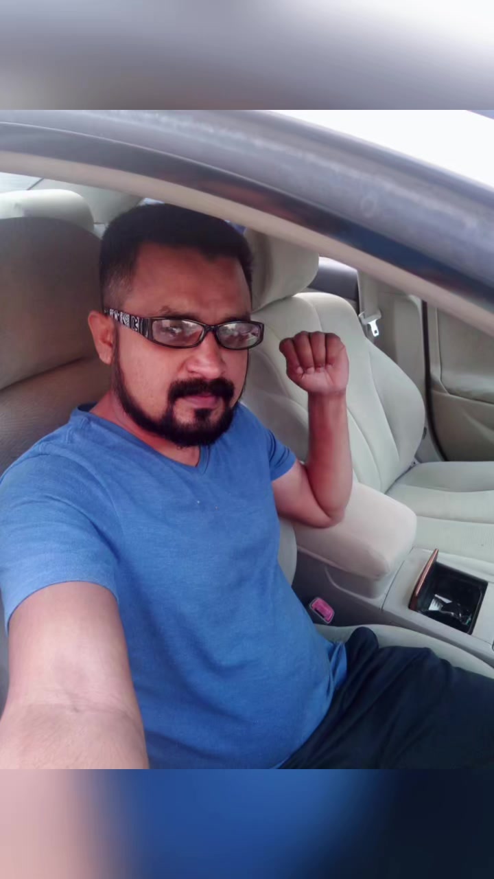 @tharjas vallayil