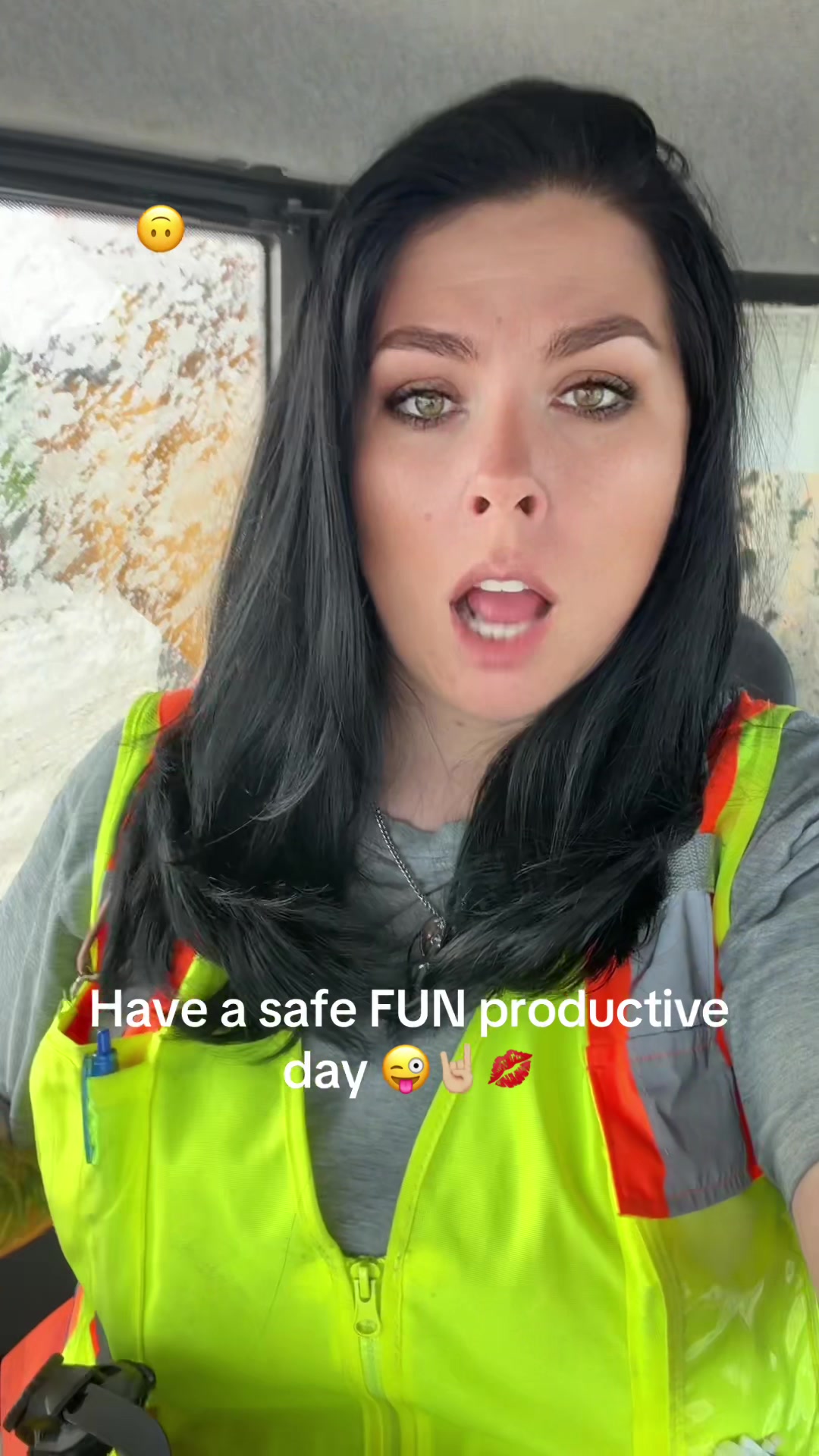 @BLUE_COLLAR_BADDIE22