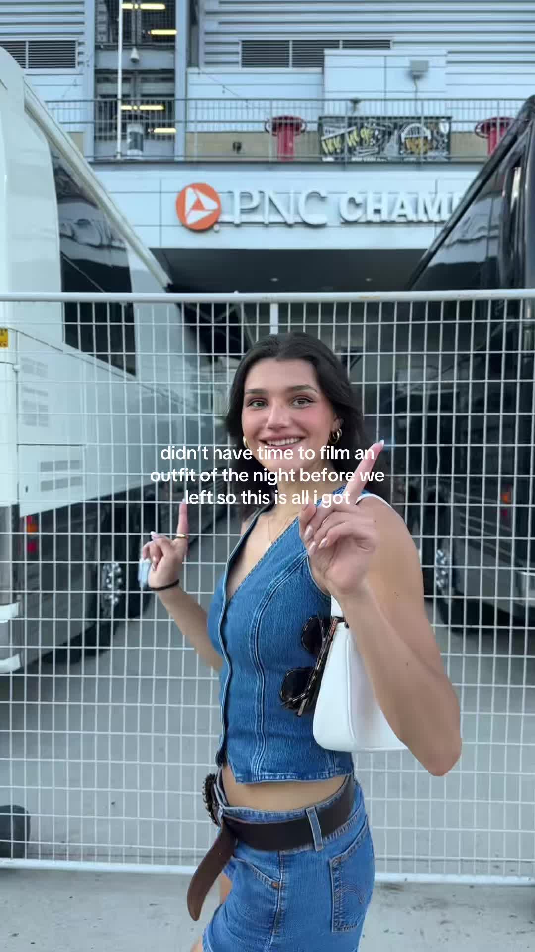 @bella szurlej