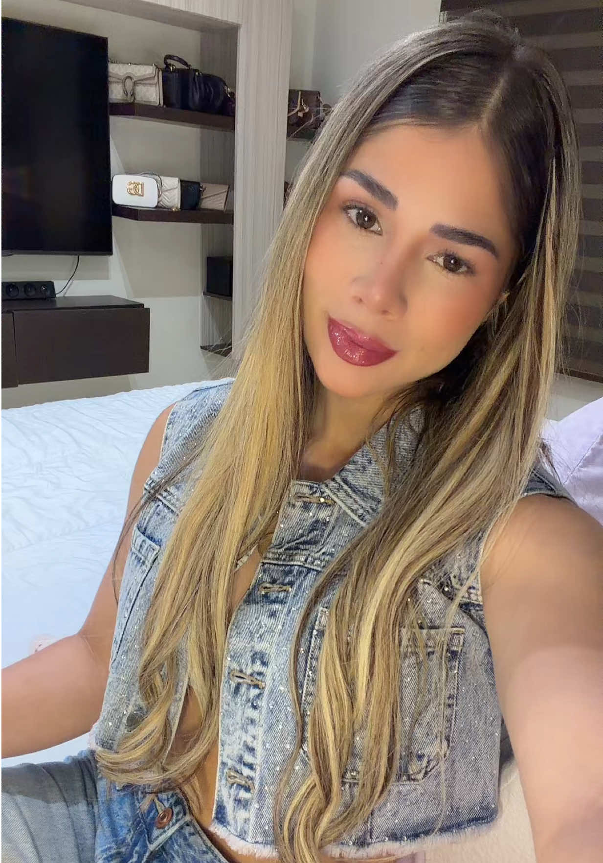 @Valentinaur26