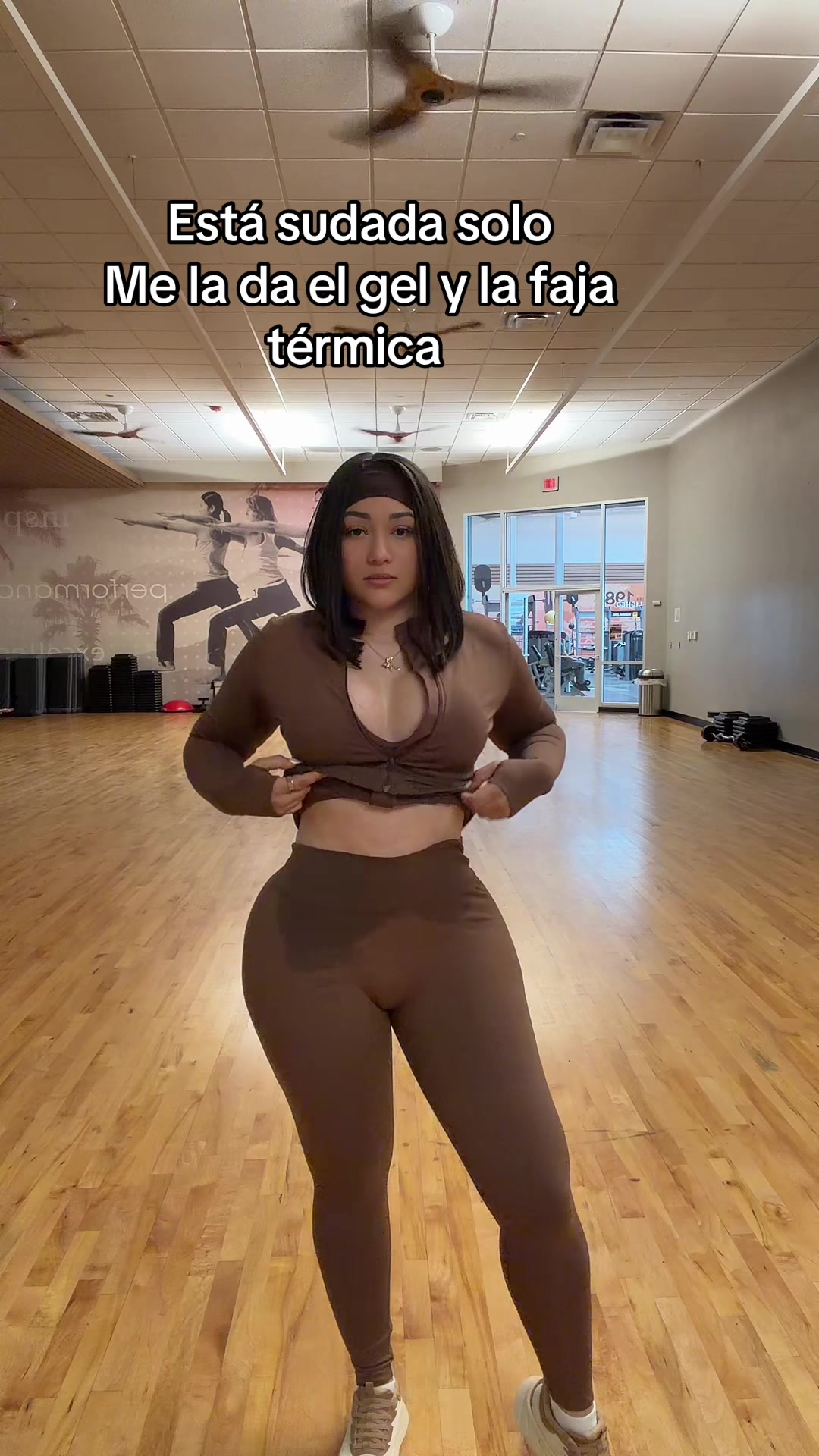 @emelytavv