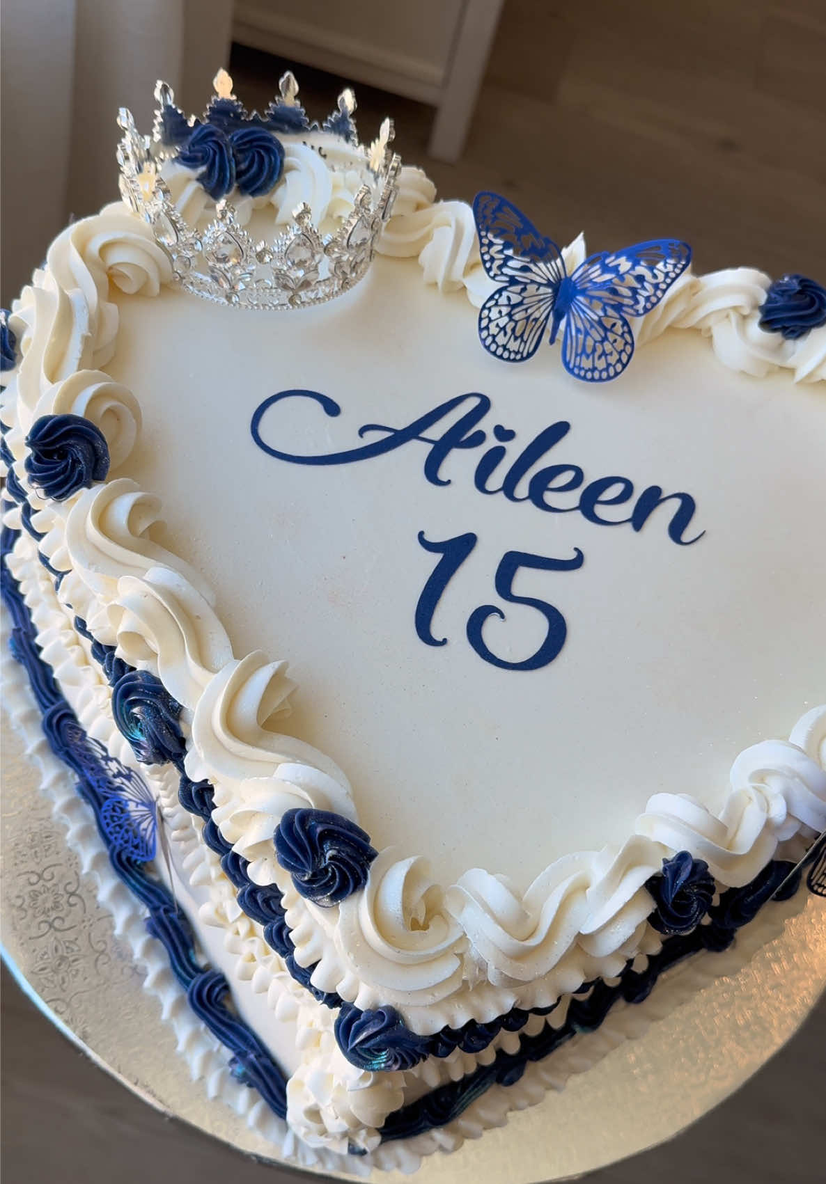 @Cake_It_With_Nett