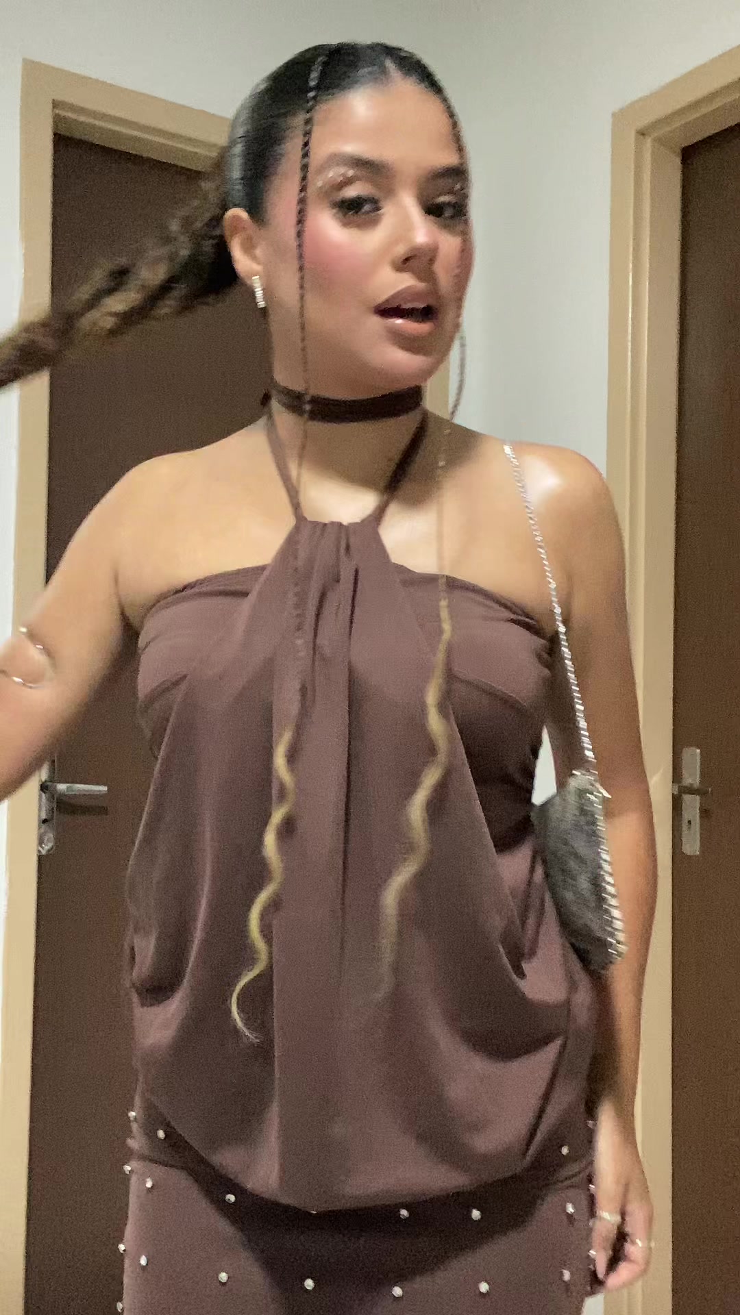 @lyvia.00