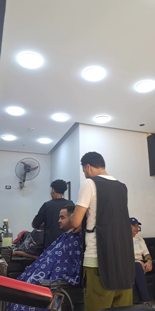 @مستر_حركات💇&zwj;♂️💪✂️