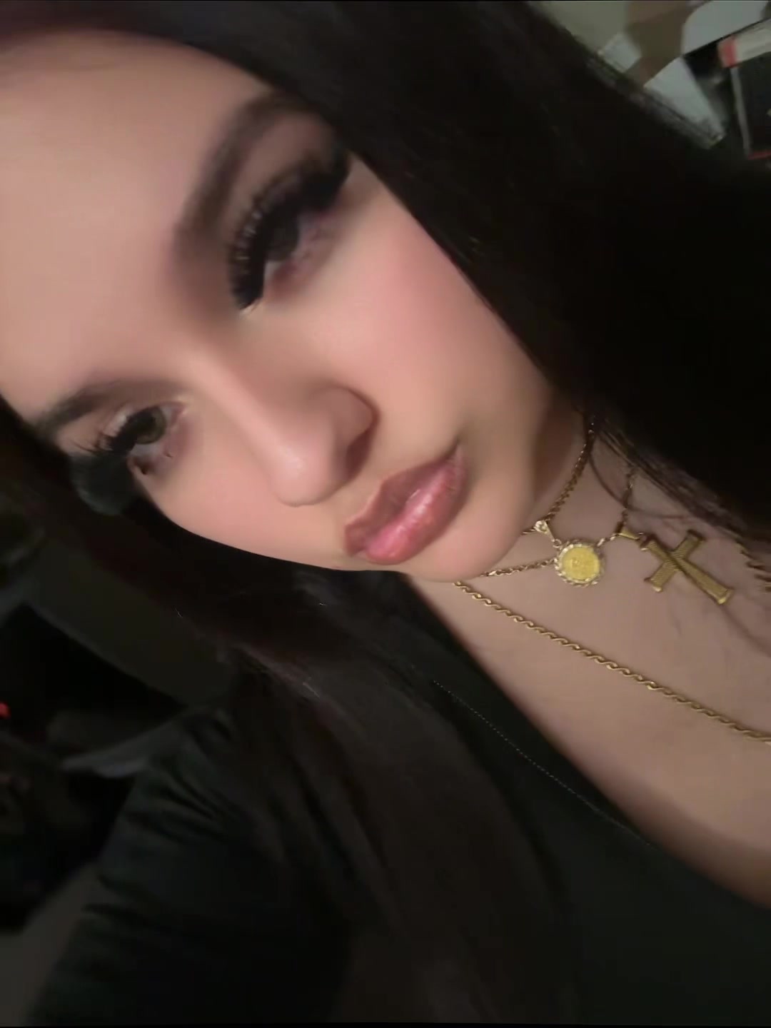 @𝒜𝓊𝒹𝓏