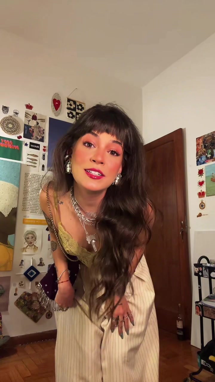@Victória Machado