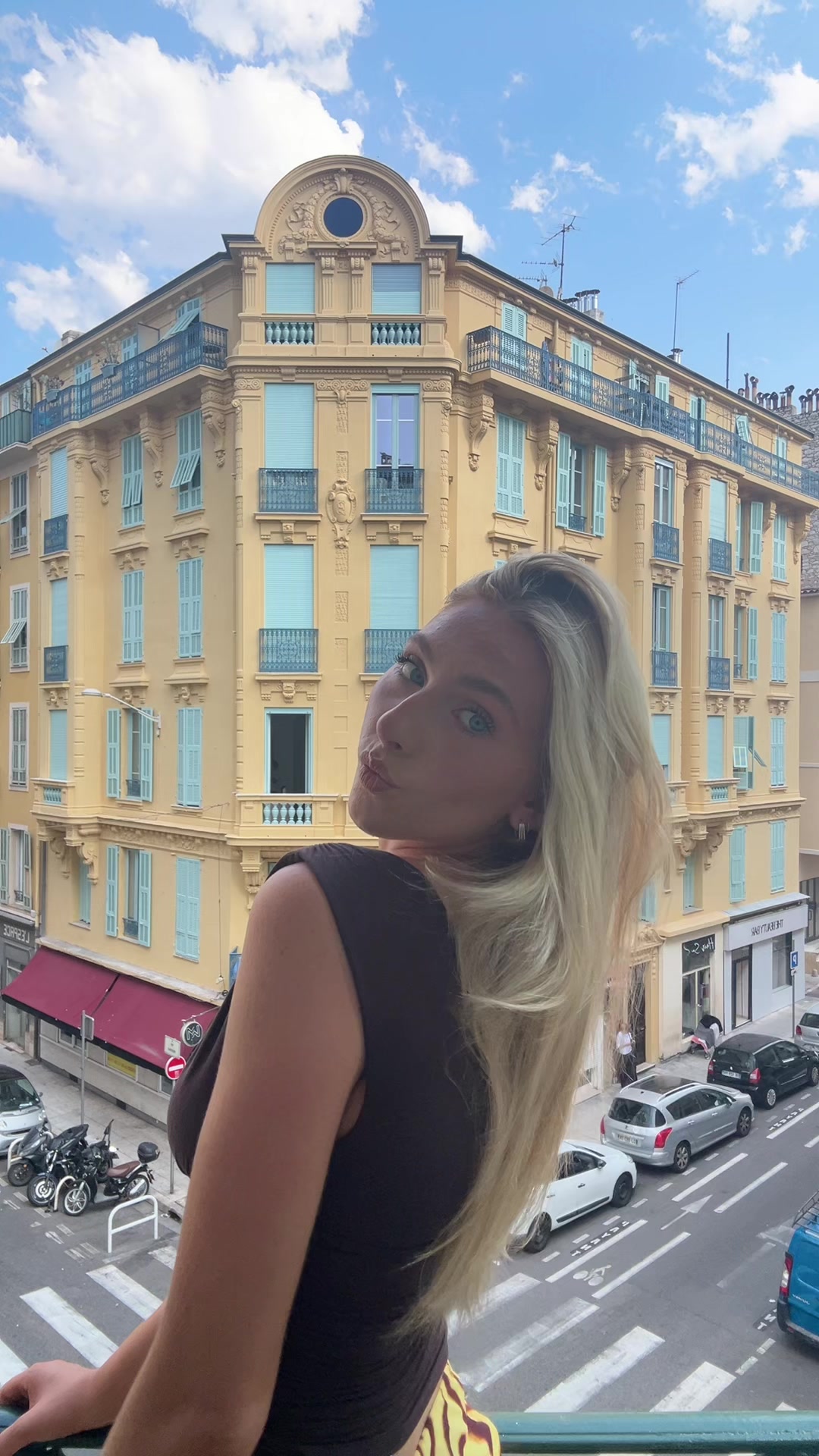 @hzelmurphy