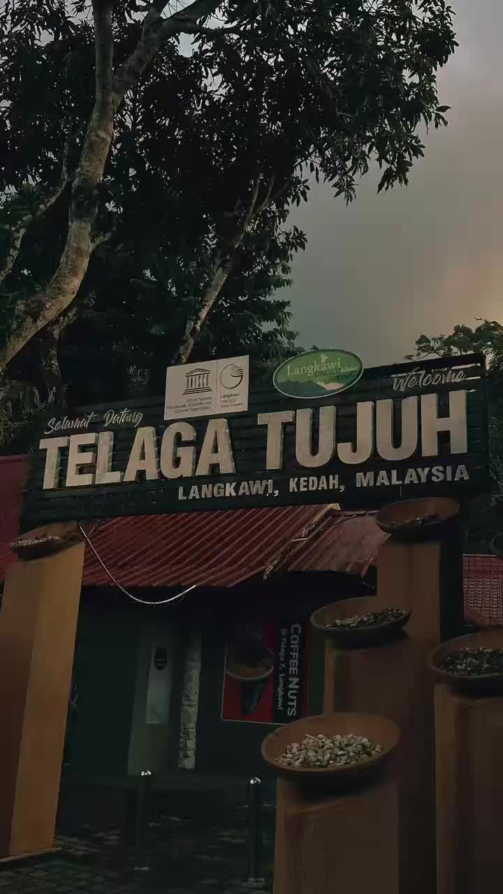 @𝕾𝖍𝖆𝖍𝖎𝖉𝖆