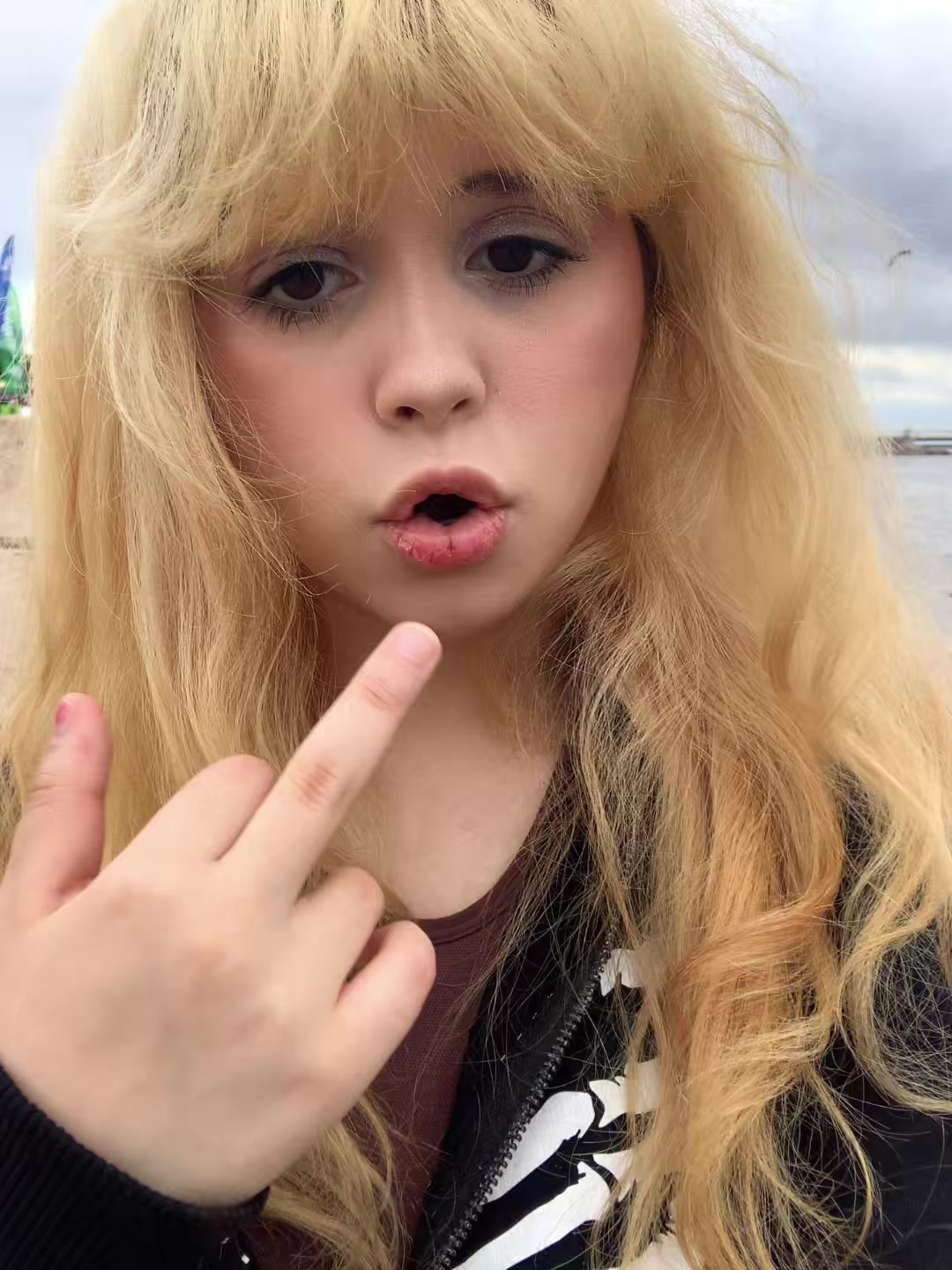 @alenochka0412
