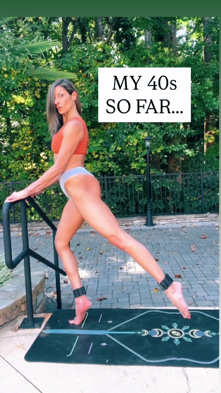 @Lydia Magnoli | Home Workouts